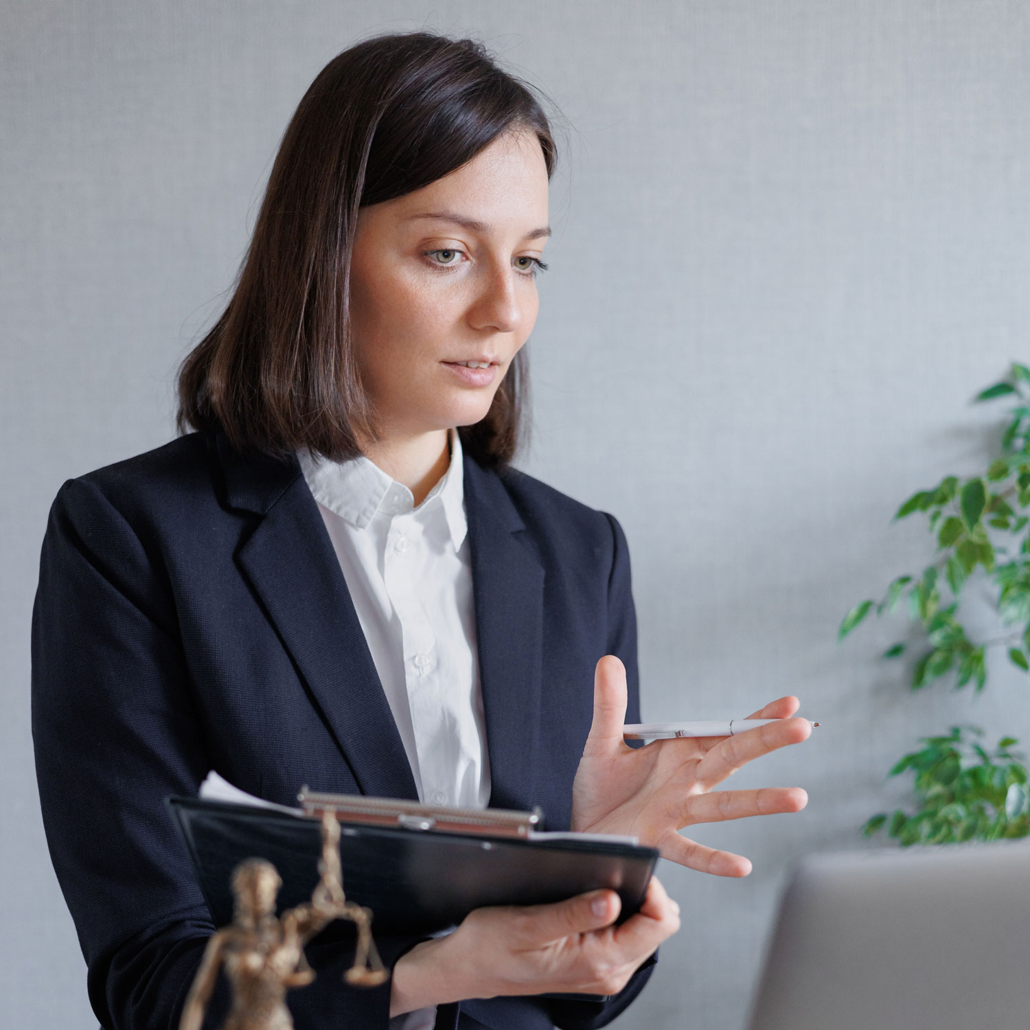 woman-lawyer-or-lawyer-in-her-office-conducts-an-o-2022-11-14-00-41-46-utc.jpg